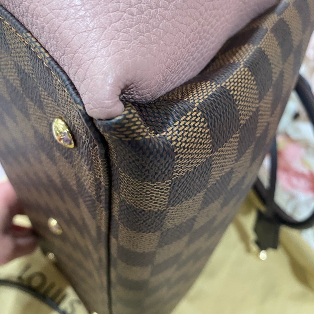 Louis Vuitton Normandy Shoulder Bag - Picture 4 of 15